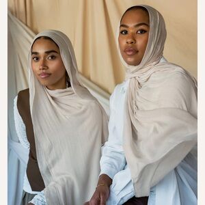 Vela modal spice vanilla cream Double size Hijab